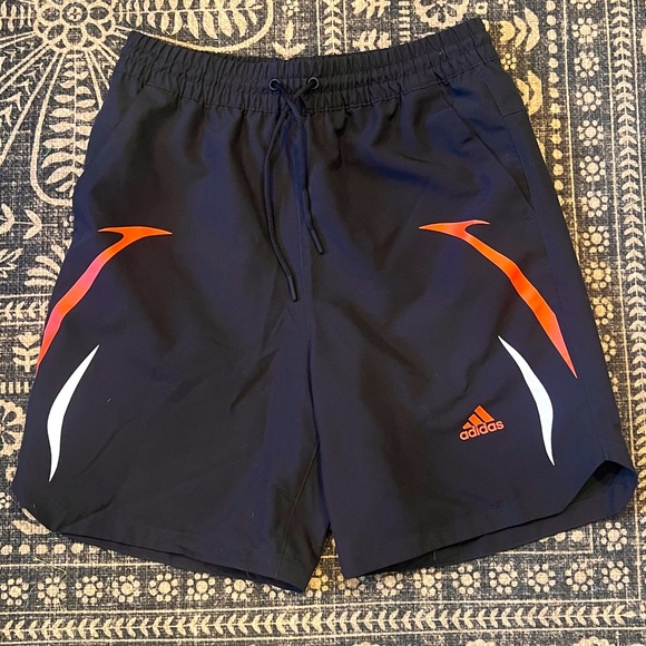 COLORBLOCK WOVEN SHORTS - Picture 1 of 5